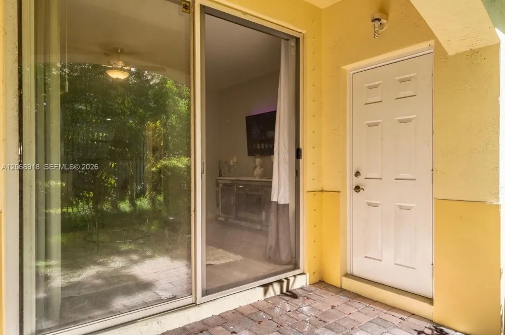 2517 SW 83rd Ter #105 Miramar, FL 33025