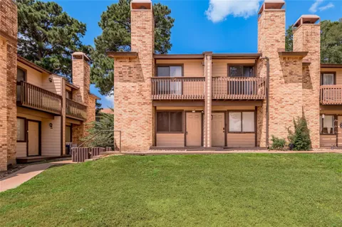 2521 Crosstimbers Street #B1