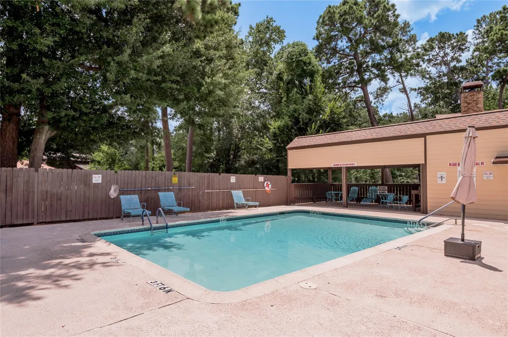 2521 Crosstimbers Street #B1 Huntsville, TX 77320