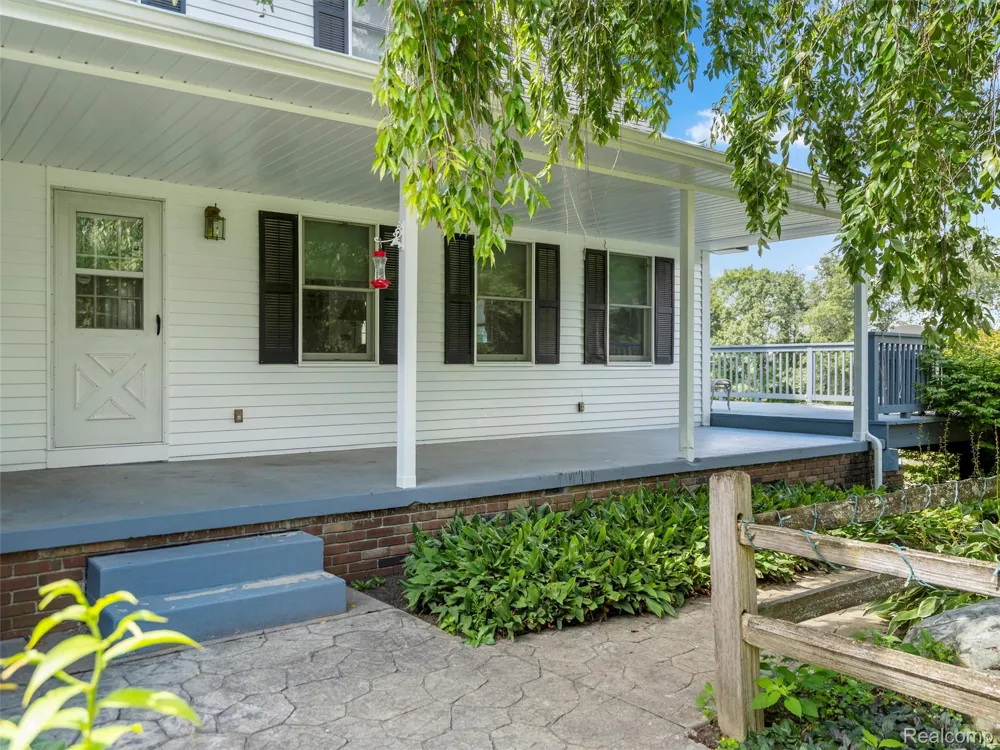 2273 Delano Road Oxford Charter Township, MI 48371