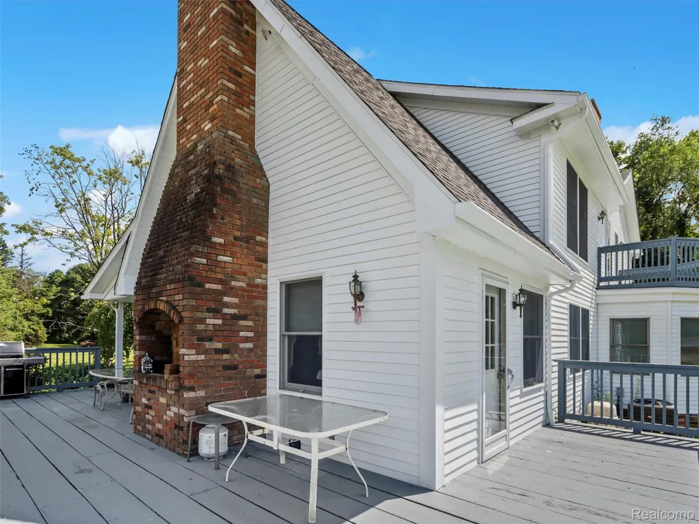 2273 Delano Road Oxford Charter Township, MI 48371
