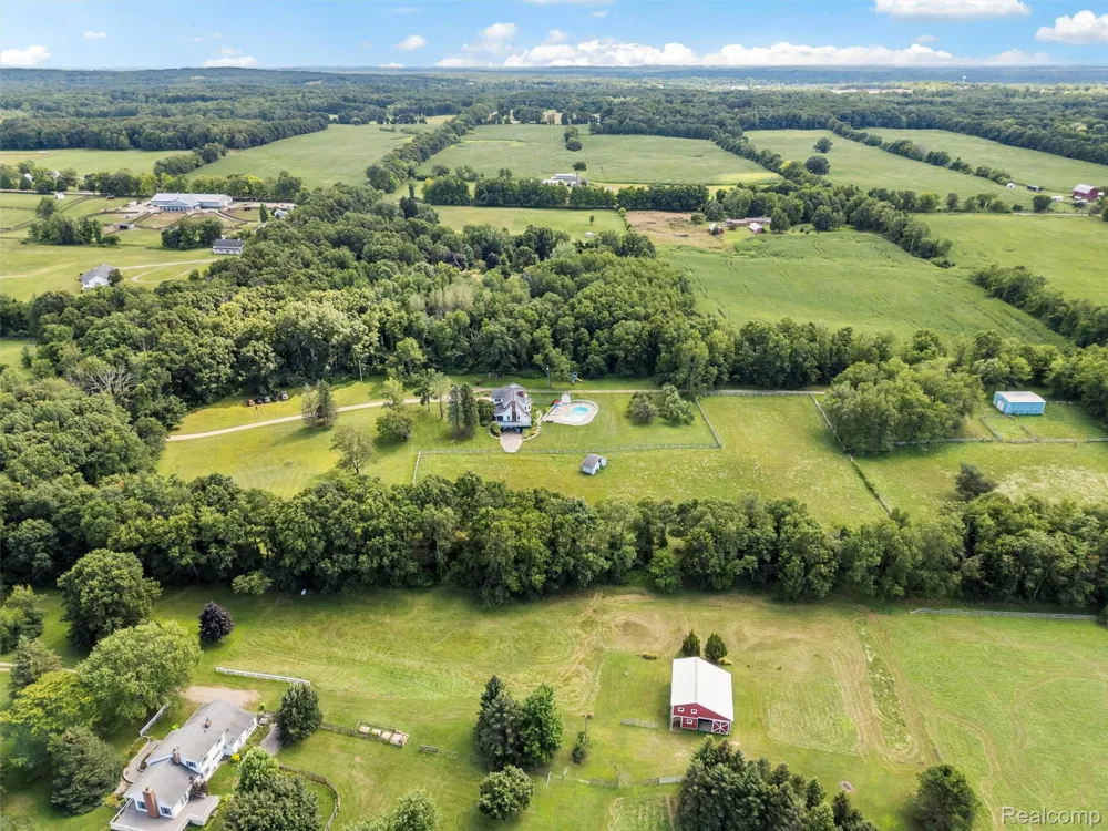 2273 Delano Road Oxford Charter Township, MI 48371