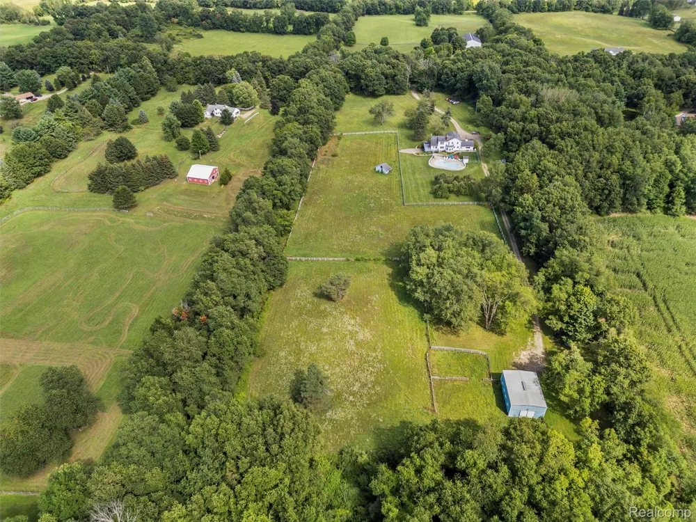 2273 Delano Road Oxford Charter Township, MI 48371