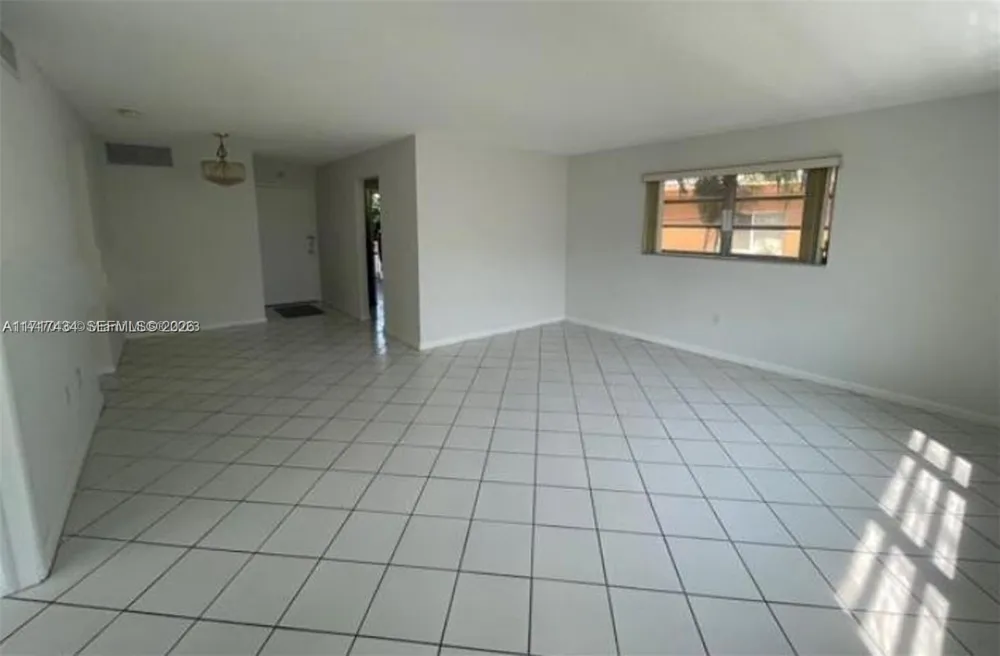 1020 94th St #203 Bay Harbor Islands, FL 33154