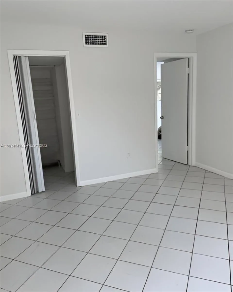 1020 94th St #203 Bay Harbor Islands, FL 33154