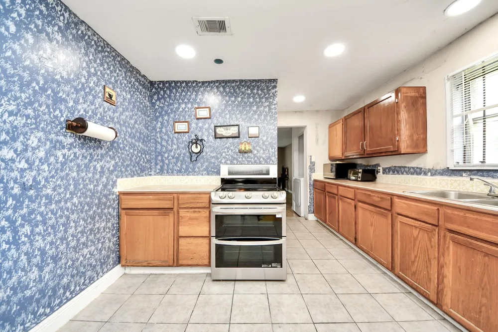 802 Avenue M South Houston, TX 77587