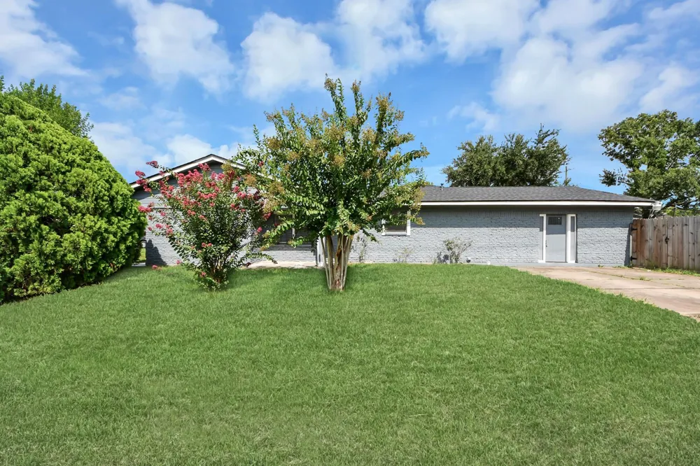 802 Avenue M South Houston, TX 77587