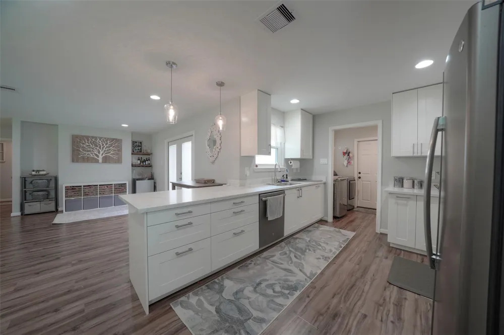 1355 Lehman Street Houston, TX 77018