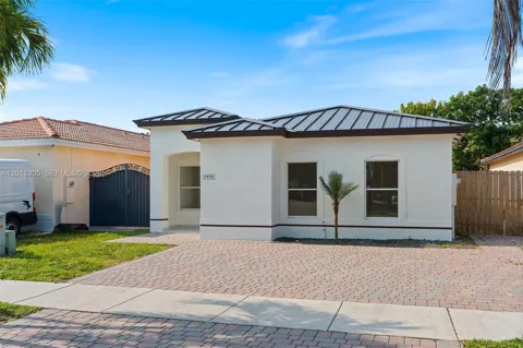 7978 NW 200th St