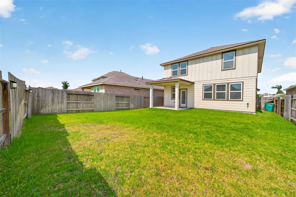 18817 Amaro Hills Drive New Caney, TX 77357