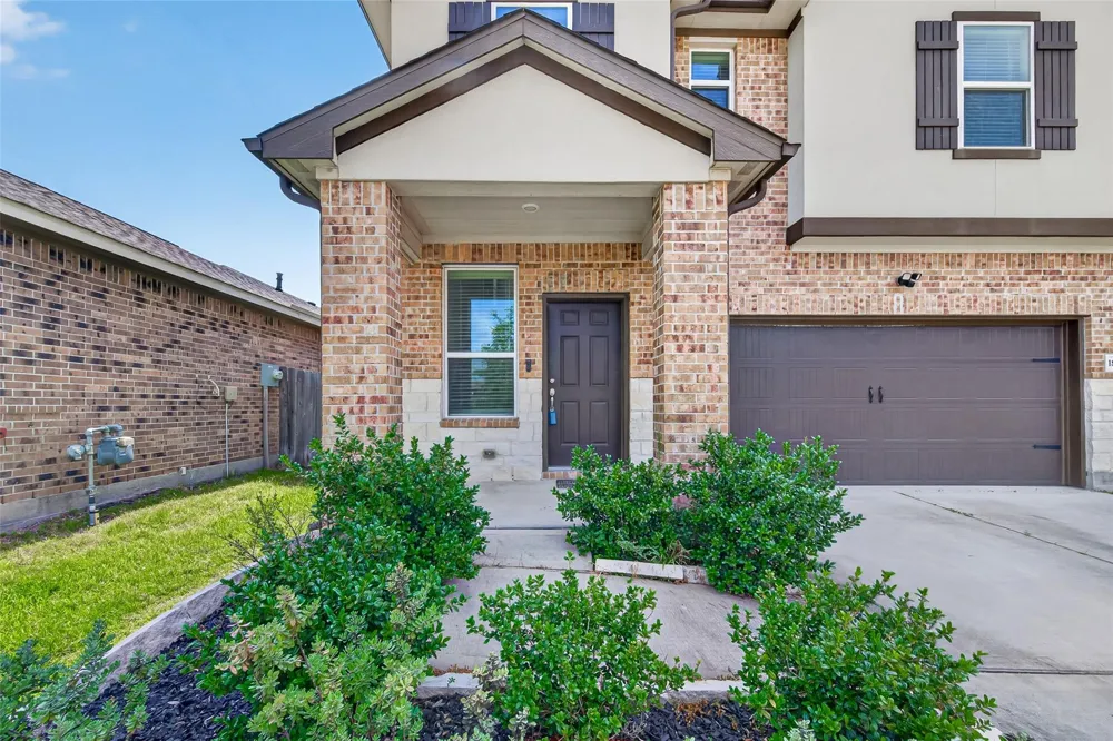18817 Amaro Hills Drive New Caney, TX 77357