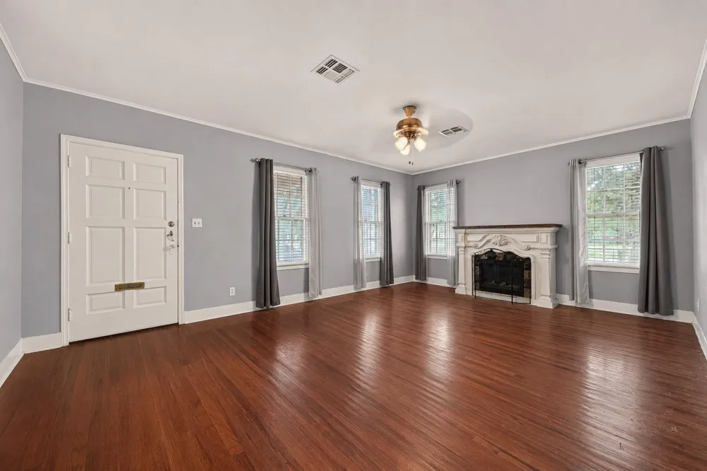 416 E Caney Street Wharton, TX 77488