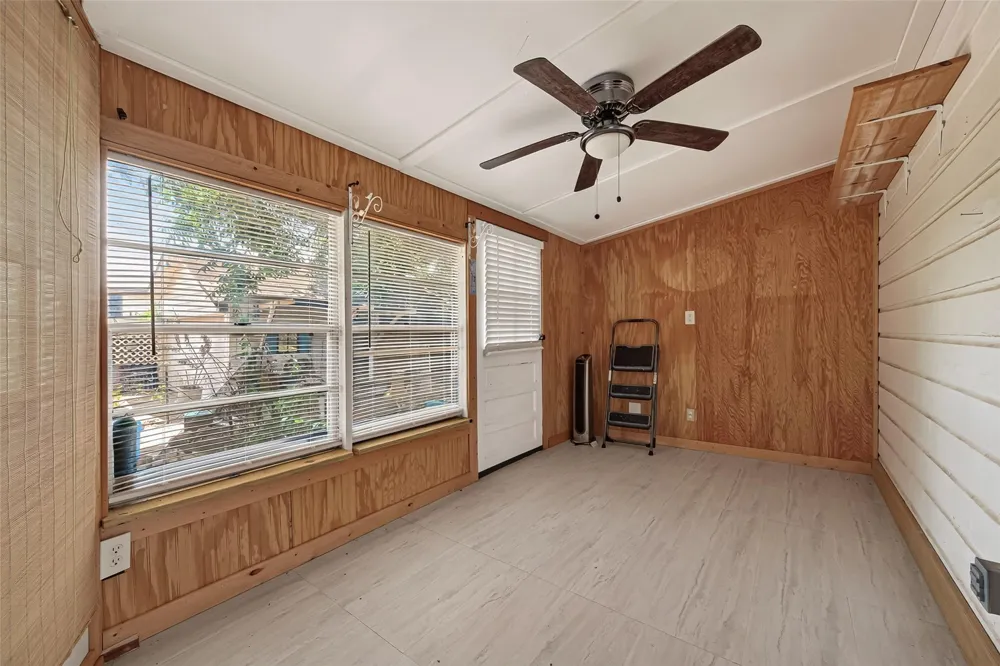 416 E Caney Street Wharton, TX 77488