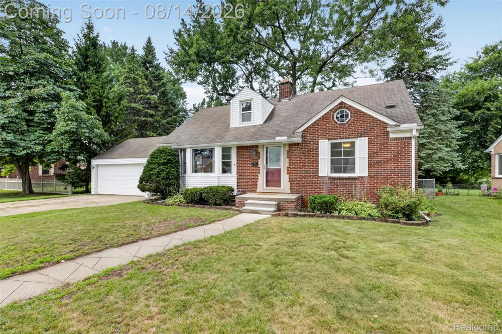 13953 Marion Redford Charter Township, MI 48239
