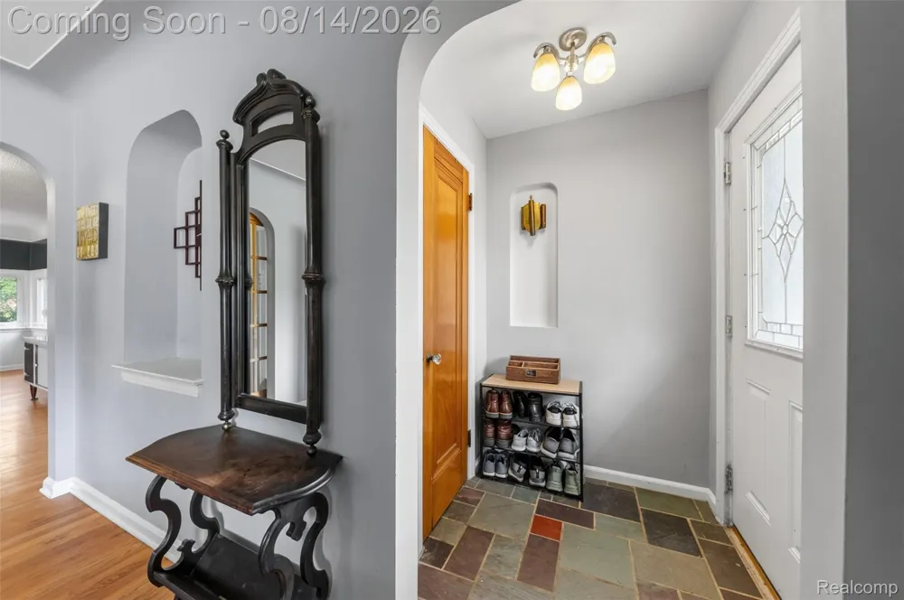 13953 Marion Redford Charter Township, MI 48239