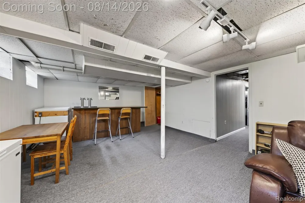 13953 Marion Redford Charter Township, MI 48239