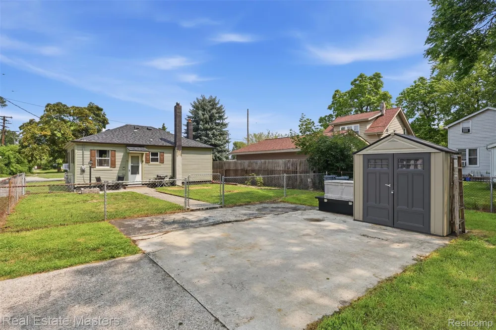 1014 Cypress Street Port Huron City, MI 48060