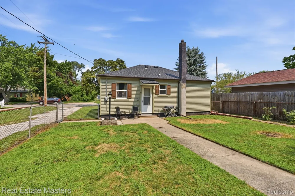1014 Cypress Street Port Huron City, MI 48060