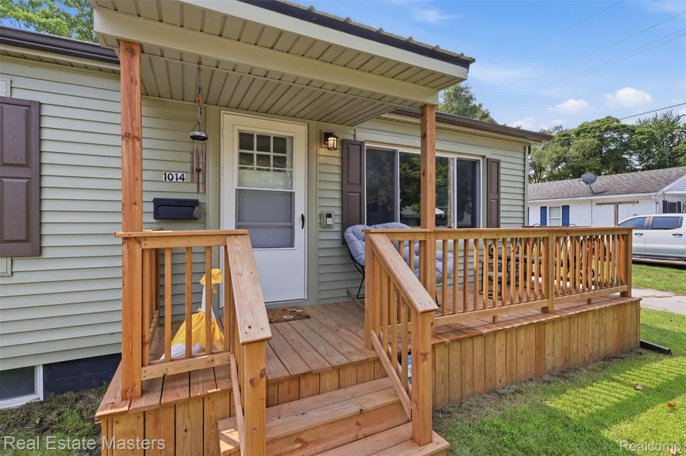 1014 Cypress Street Port Huron City, MI 48060