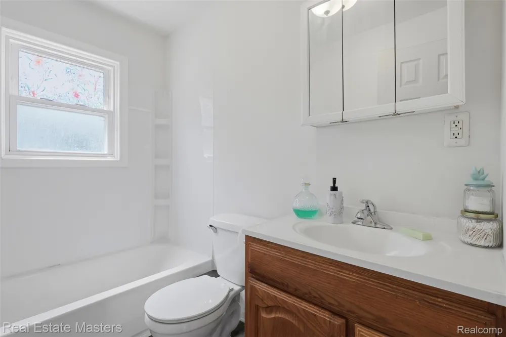 1014 Cypress Street Port Huron City, MI 48060