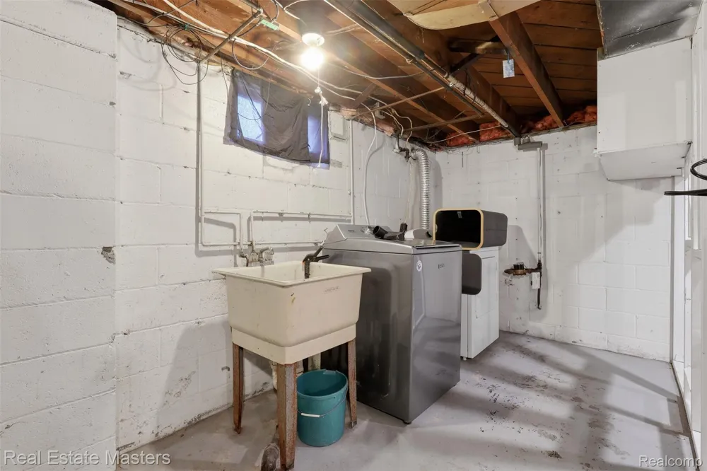 1014 Cypress Street Port Huron City, MI 48060