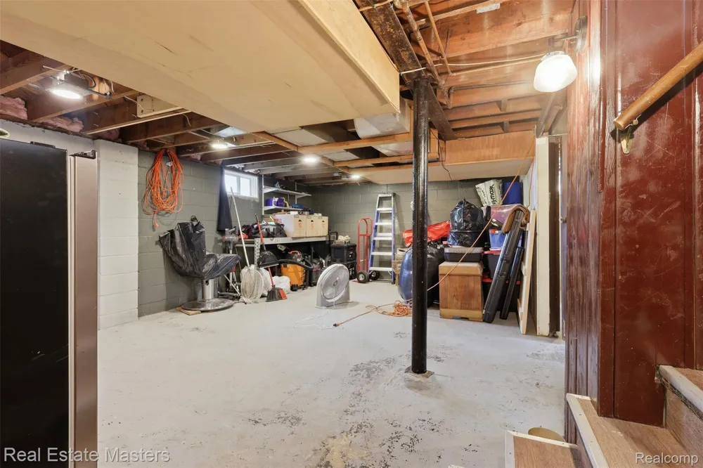 1014 Cypress Street Port Huron City, MI 48060