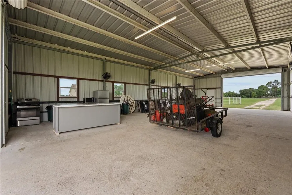4215 Danek Road Crosby, TX 77532