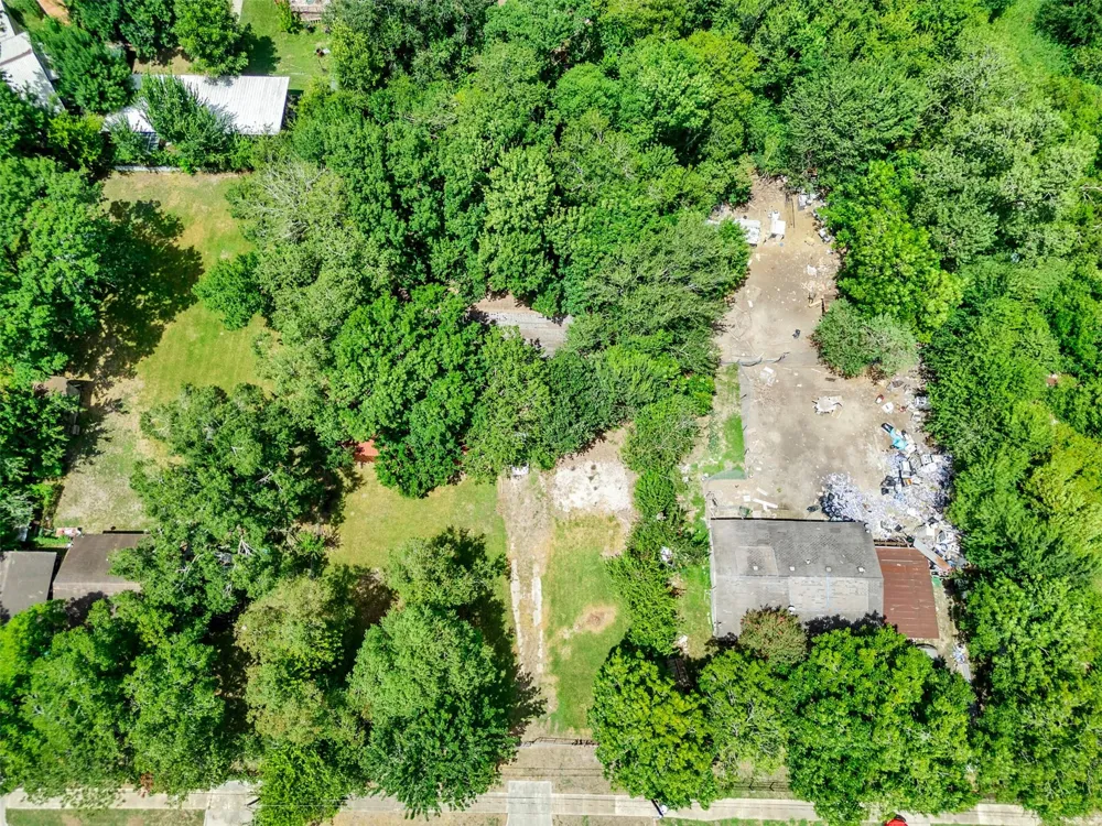 4705 Glengarry Road Houston, TX 77048