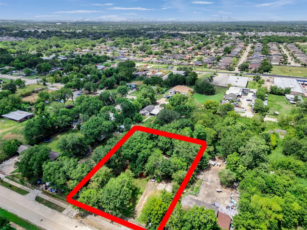 4705 Glengarry Road Houston, TX 77048
