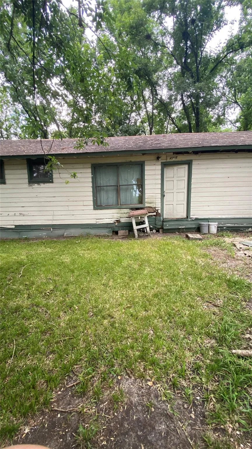 4705 Glengarry Road Houston, TX 77048