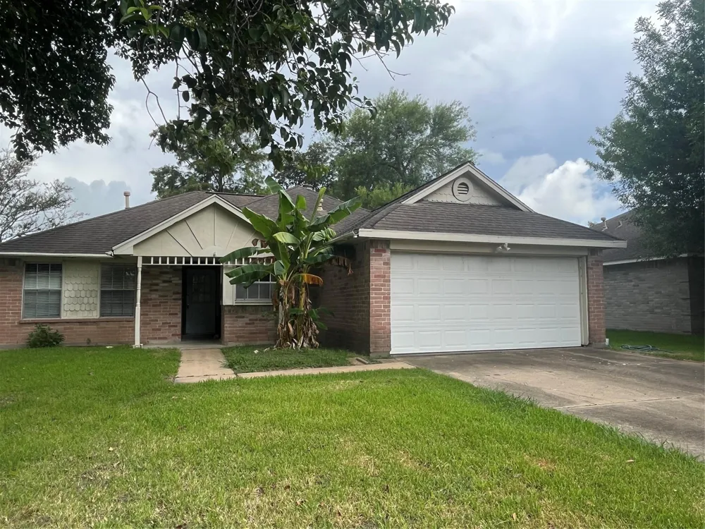 343 Elder Vista Drive Houston, TX 77598