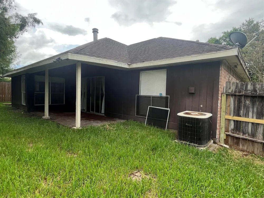 343 Elder Vista Drive Houston, TX 77598