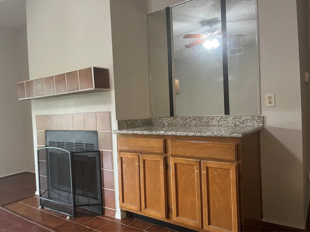 343 Elder Vista Drive Houston, TX 77598