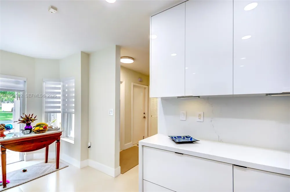 10237 NW 52nd Ln #10237 Doral, FL 33178