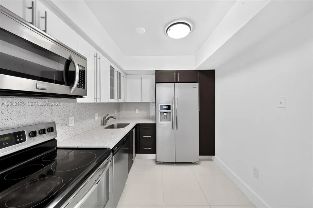 20505 E Country Club Dr #2132 Aventura, FL 33180