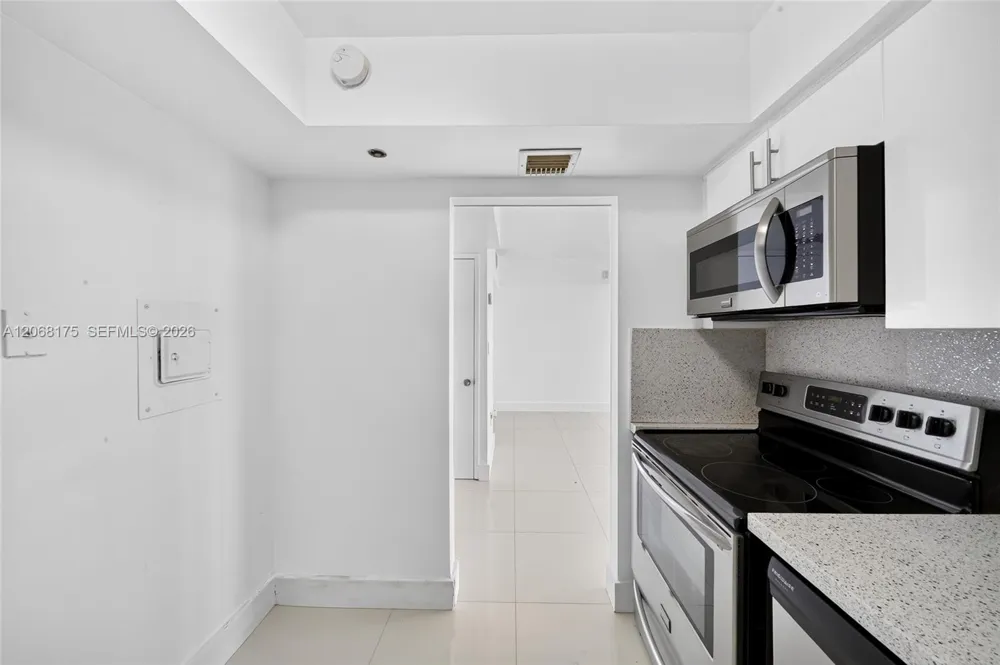 20505 E Country Club Dr #2132 Aventura, FL 33180