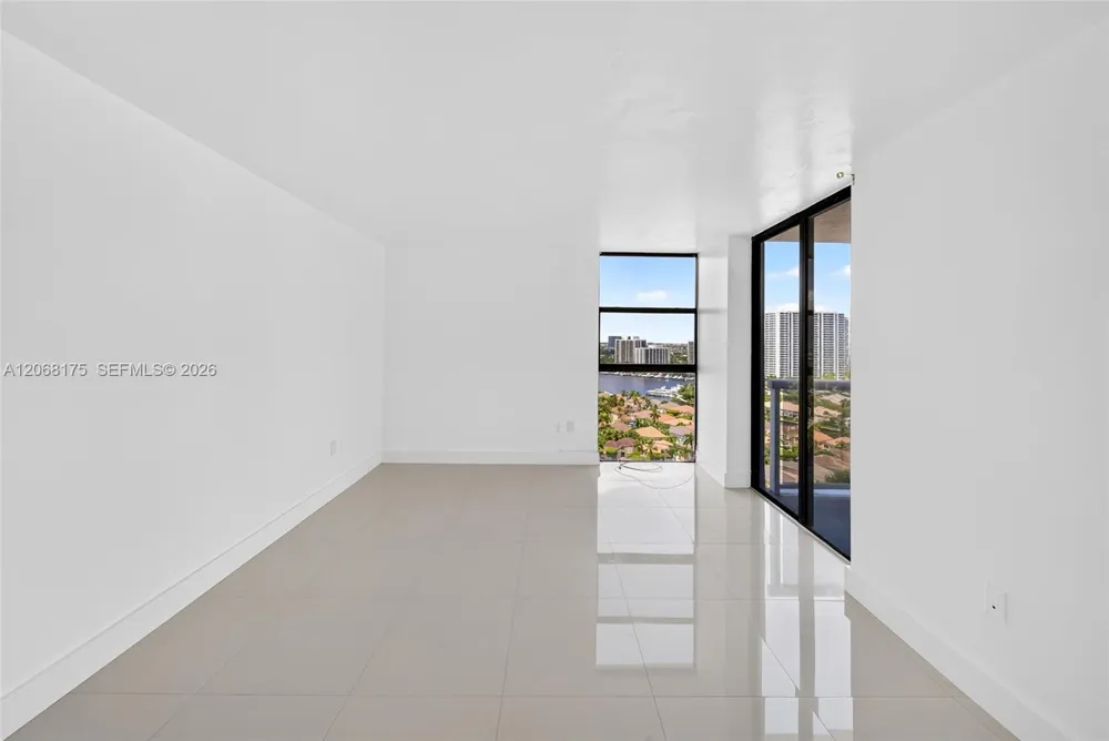 20505 E Country Club Dr #2132 Aventura, FL 33180