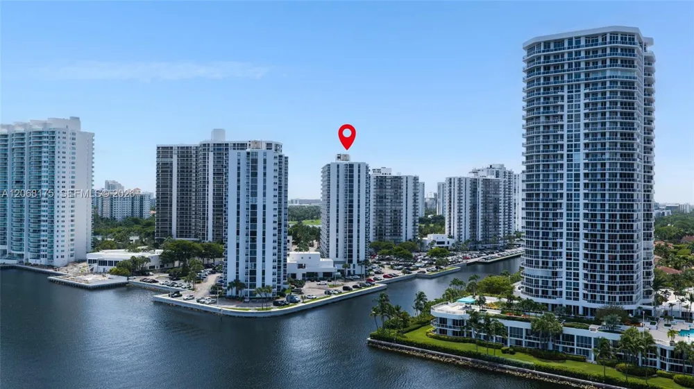 20505 E Country Club Dr #2132 Aventura, FL 33180