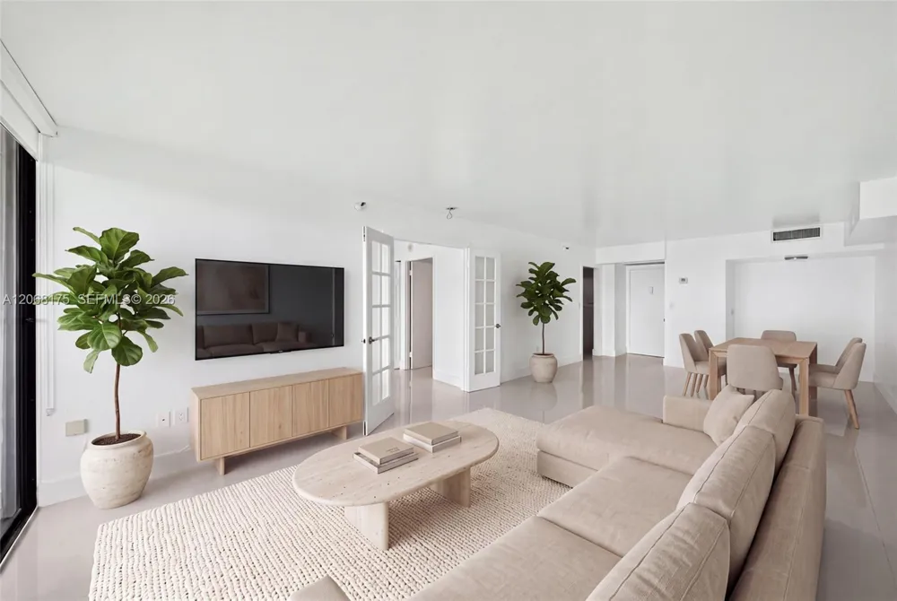 20505 E Country Club Dr #2132 Aventura, FL 33180