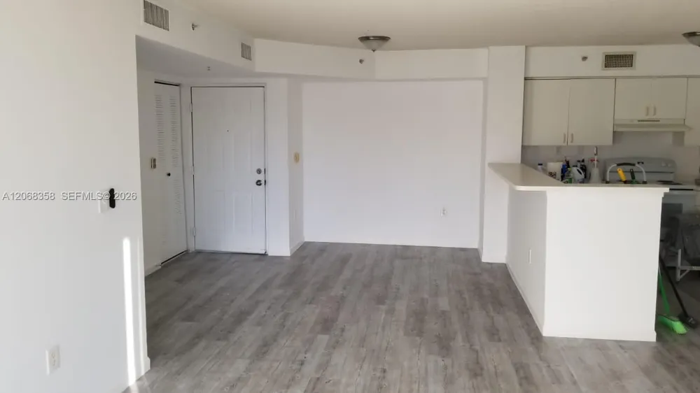 7856 Sonoma Springs Cir #205 Lake Worth, FL 33463