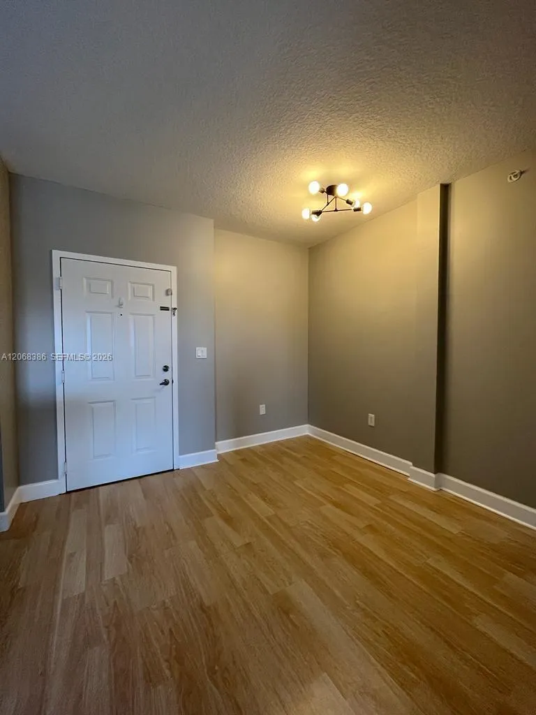 11060 SW 196th St #511 Cutler Bay, FL 33157