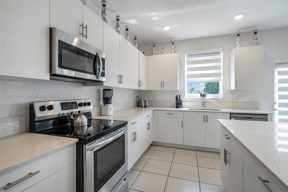 21189 SW 127th Ct Miami, FL 33177