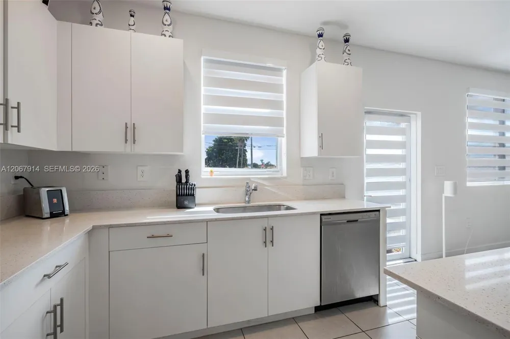 21189 SW 127th Ct Miami, FL 33177