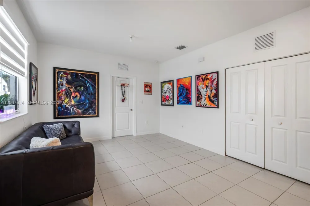 21189 SW 127th Ct Miami, FL 33177