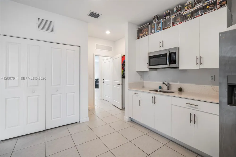 21189 SW 127th Ct Miami, FL 33177