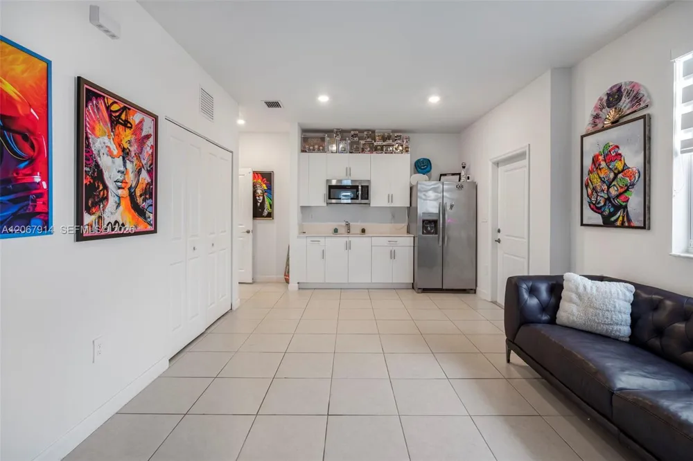 21189 SW 127th Ct Miami, FL 33177