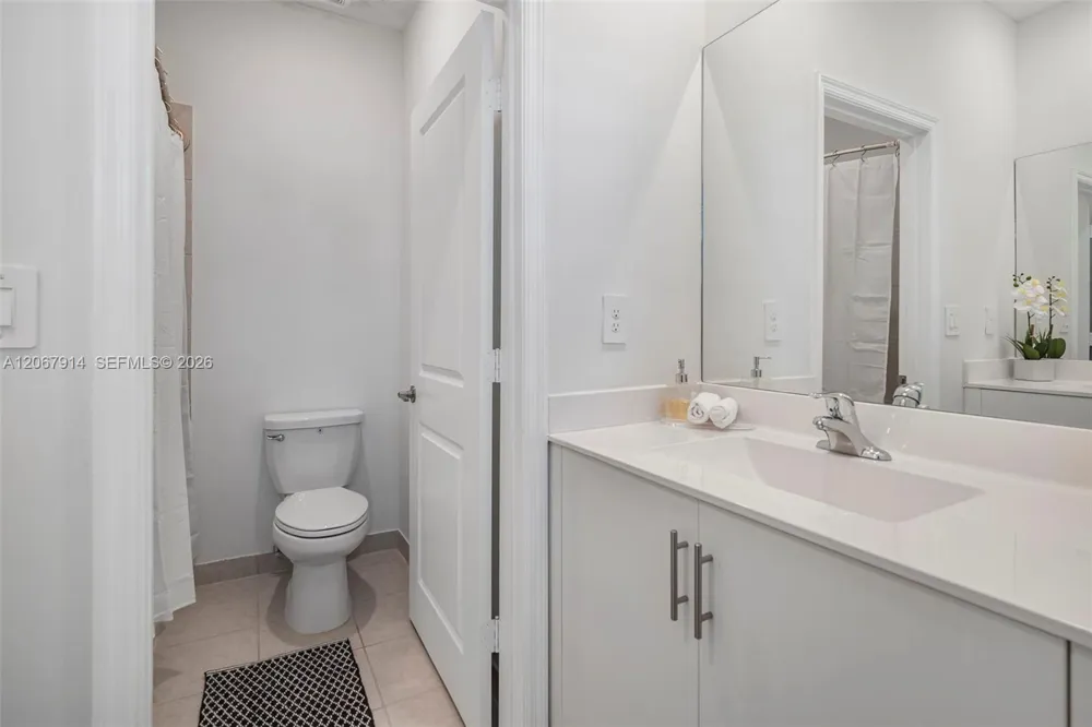21189 SW 127th Ct Miami, FL 33177
