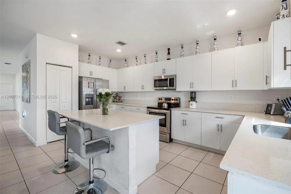 21189 SW 127th Ct Miami, FL 33177