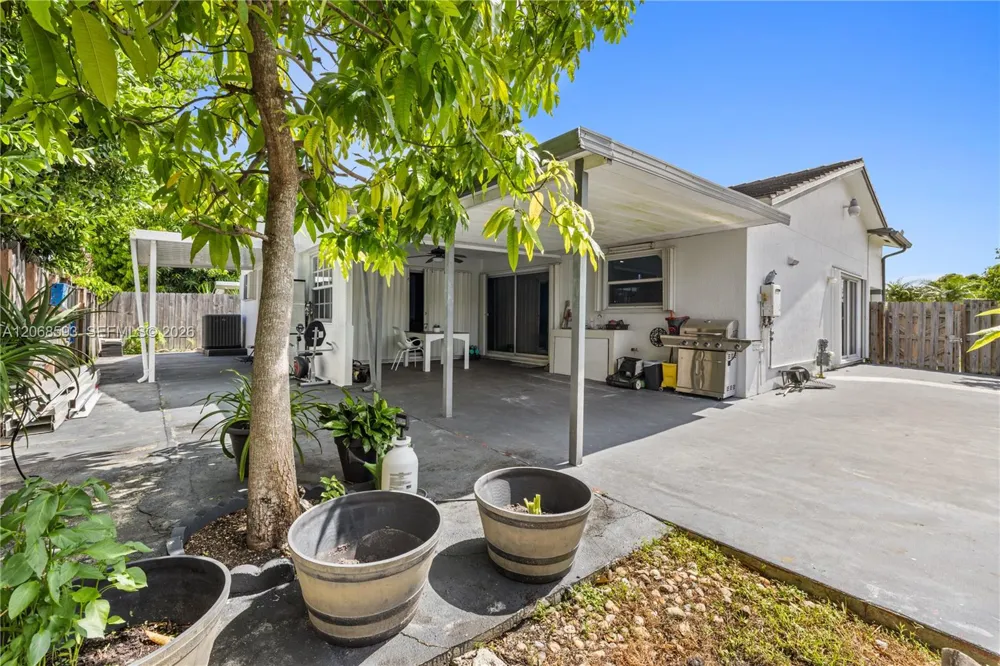17150 SW 145th Ct Miami, FL 33177