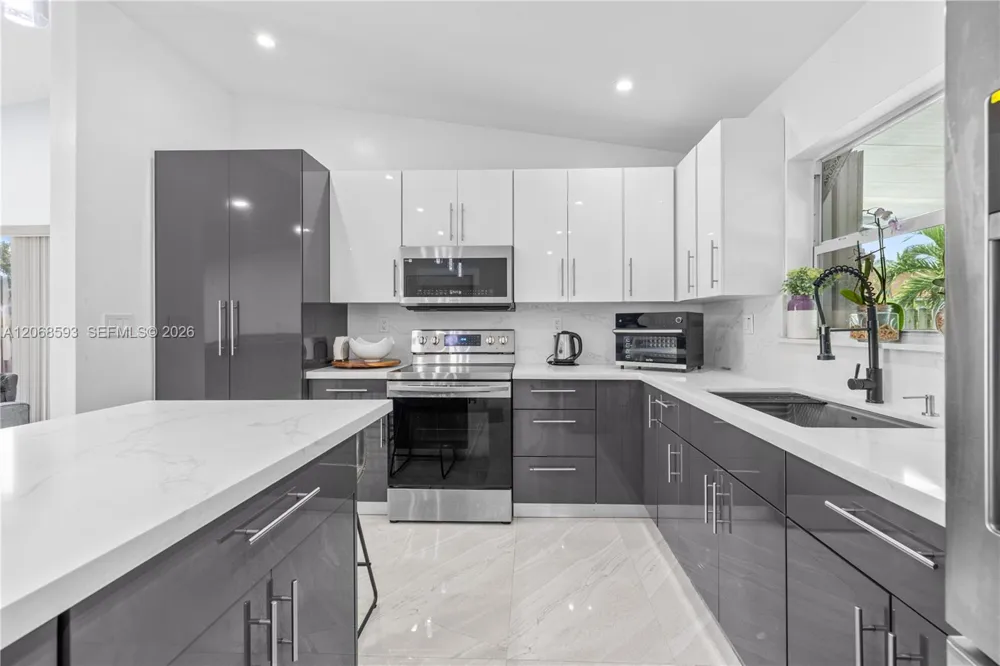 17150 SW 145th Ct Miami, FL 33177